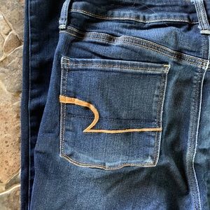 🌺American Eagle Super Stretch Skinny Jeans